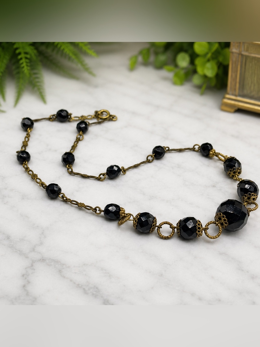 Black Glass Crystal Gold Brass Tone Filigree Necklace • Vintage Jewelry